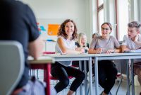 Schüler in einem Klassenraum